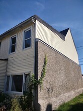 18 Pine St in Mount Holly, NJ - Building Photo - Building Photo