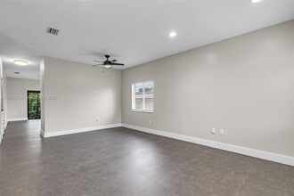 3508 NW 19th Terrace in Miami, FL - Building Photo - Building Photo