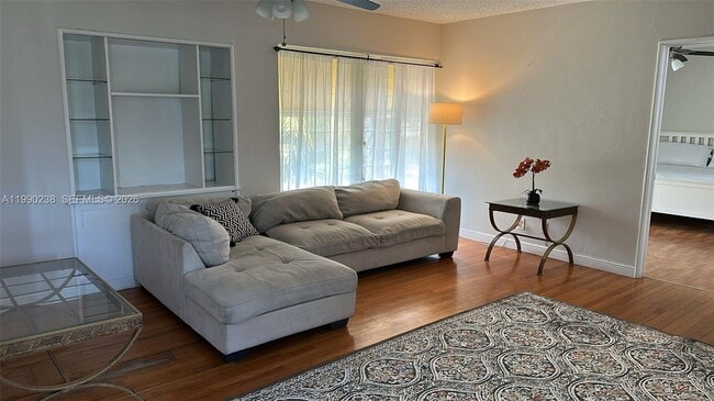 90 Isle of Venice Dr