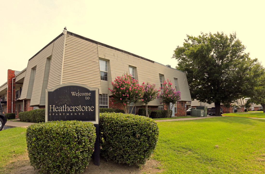 Heatherstone Apartments in Tulsa, OK - Foto de edificio