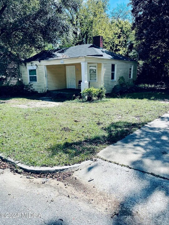 560 Ormond Terrace in Macon, GA - Building Photo