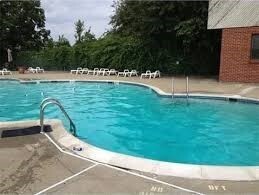 1100 Governors Dr in Winthrop, MA - Foto de edificio - Building Photo