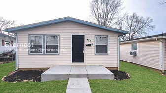 949 S Harris Ave in Columbus, OH - Building Photo