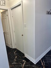 250 Equestrian Dr in Ottawa, ON - Building Photo - Building Photo