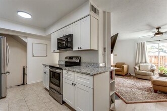 2606 Custer Pkwy in Richardson, TX - Building Photo - Building Photo