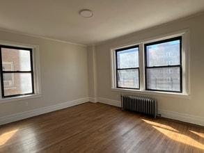 157 S Harrison St in East Orange, NJ - Building Photo - Building Photo