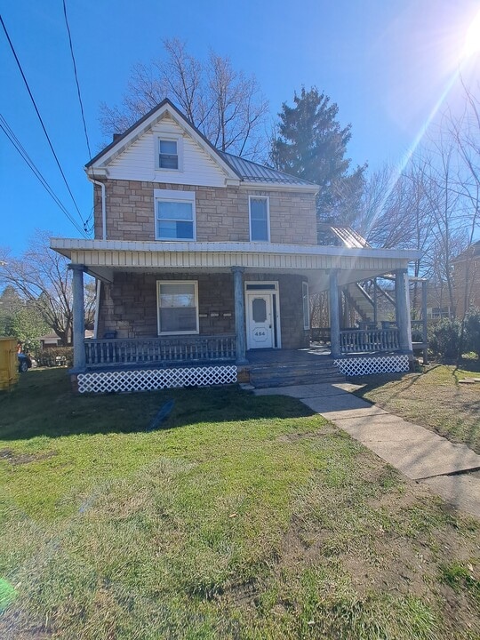 454 Freeport St, Unit C in New Kensington, PA - Building Photo