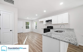 201 S Center Dr in West Memphis, AR - Building Photo - Building Photo