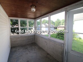 706 University Blvd in Anderson, IN - Building Photo - Building Photo