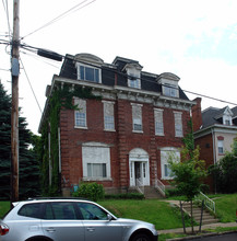 303 S Aiken Ave in Pittsburgh, PA - Building Photo - Building Photo