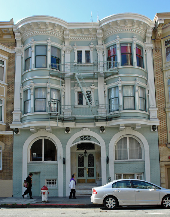 955 Pine St in San Francisco, CA - Building Photo