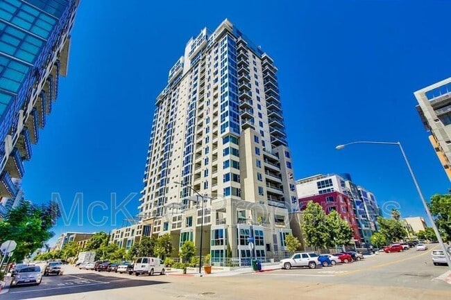 property at 300 W Beech St