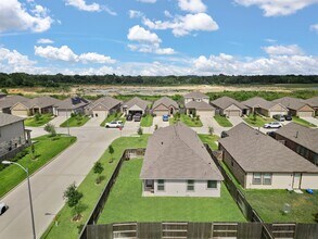18447 Running Shadow Ct in Hockley, TX - Building Photo - Building Photo