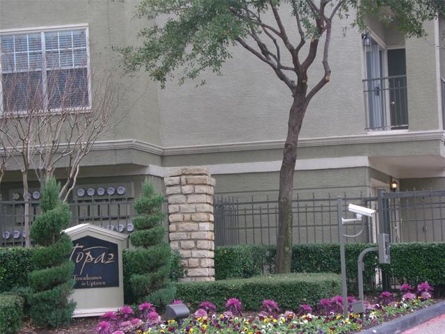 2201 Wolf St in Dallas, TX - Building Photo - Building Photo