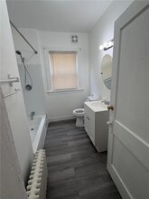 116 Lenox Ave, Unit 2 in Providence, RI - Building Photo - Building Photo