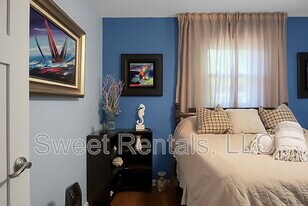 1831 Jaywood Cir in Charleston, SC - Building Photo