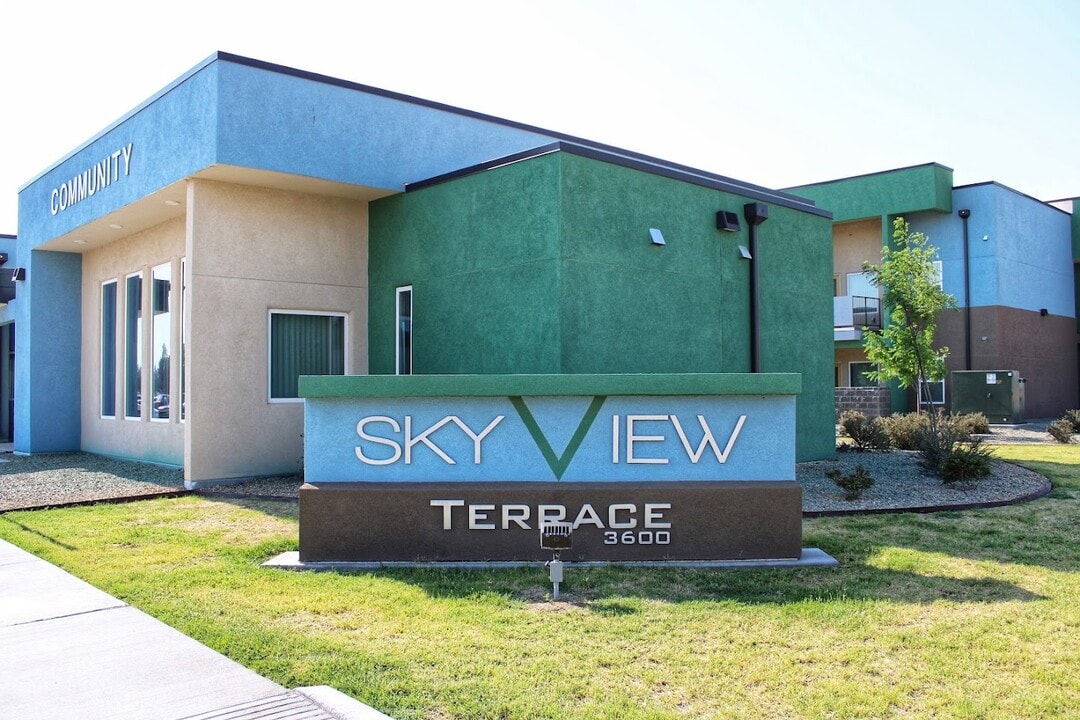 Skyview Terrace Photo