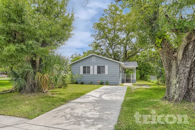 1103 Willow Ave in Sanford, FL - Building Photo - Building Photo