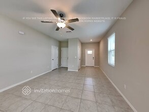 8472 Houndstooth Enclave Dr in New Port Richey, FL - Building Photo - Building Photo