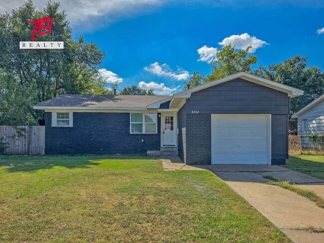 property at 3332 SW 47th St
