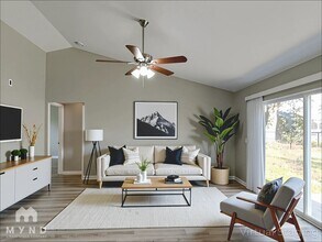 3189 Thoroughbred Loop N in Lakeland, FL - Building Photo - Building Photo