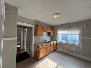 3043 W 116th St in Cleveland, OH - Building Photo - Building Photo