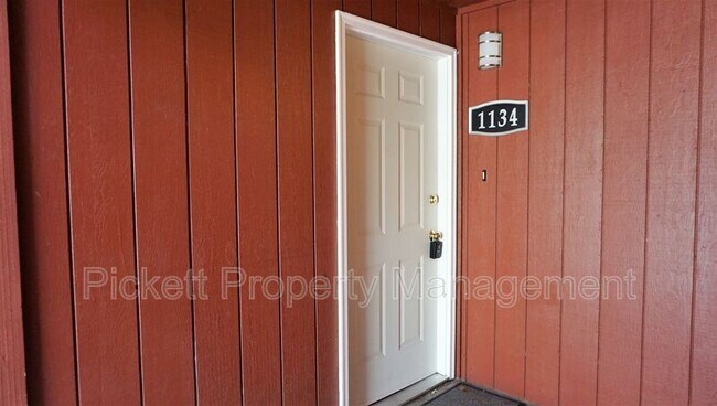 1134 Scott Ave in Bremerton, WA - Building Photo - Building Photo