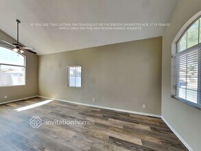 3925 Laurel Brook Dr in Las Vegas, NV - Building Photo - Building Photo