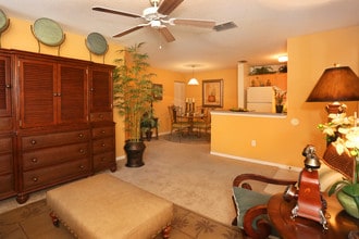 Bristol Bay in Tampa, FL - Foto de edificio - Interior Photo