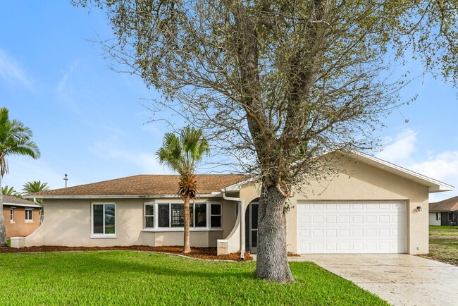 property at 2261 SE 28th St