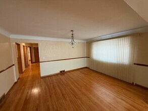 18011 Northlawn St, Unit Lower in Detroit, MI - Building Photo - Building Photo