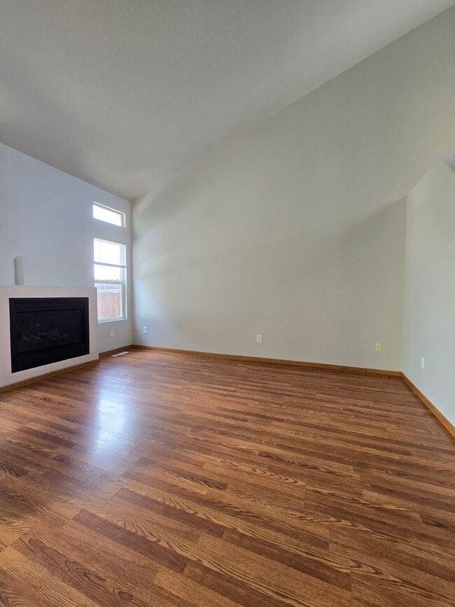 704 Apple Ct in Windsor, CO - Building Photo - Building Photo