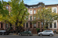 38 7th Ave in Brooklyn, NY - Foto de edificio - Building Photo