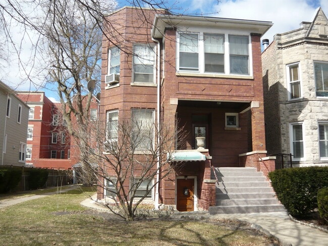 4246 N Keeler Ave, Unit Apt B in Chicago, IL - Building Photo - Building Photo