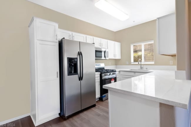 property at 2291 W Horizon Ridge Pkwy
