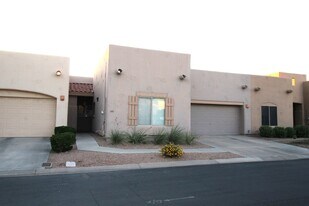 440 S Val Vista Dr in Mesa, AZ - Building Photo