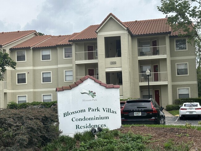 property at 3016 Parkway Blvd