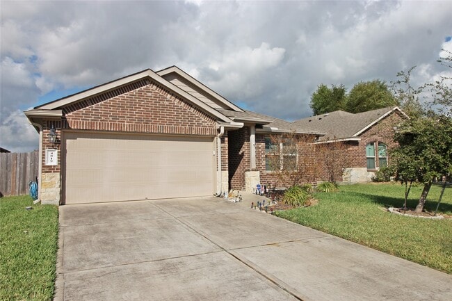 4019 Spurwing Ln in Baytown, TX - Building Photo - Building Photo