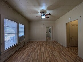 731 Cherry St in Graham, TX - Building Photo - Building Photo