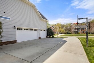 5042 Mill Creek Rd in Clover, SC - Building Photo - Building Photo