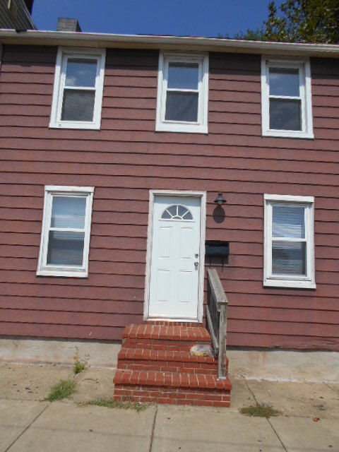 528 E Patapsco Ave in Baltimore, MD - Building Photo