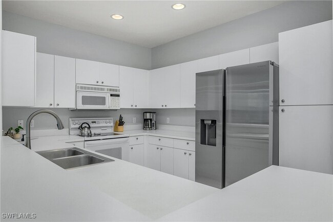 property at 3421 Pointe Creek Ct