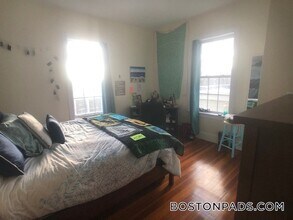 107 Fisher Ave in Boston, MA - Building Photo - Building Photo