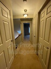 20 E Pembroke Rd in Danbury, CT - Building Photo - Building Photo