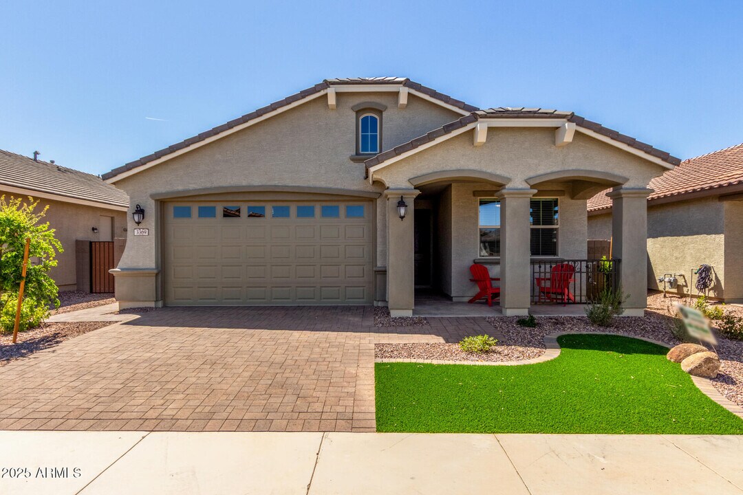 3369 W Tyson Rd in San Tan Valley, AZ - Building Photo