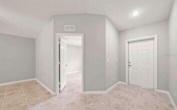 934 Tacaro Ave SE in Palm Bay, FL - Building Photo - Building Photo