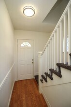 5605 N Bowdoin St in Portland, OR - Building Photo - Building Photo