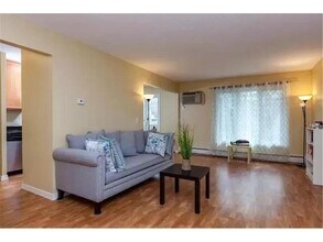 6901 Penn Ave S in Minneapolis, MN - Building Photo - Building Photo