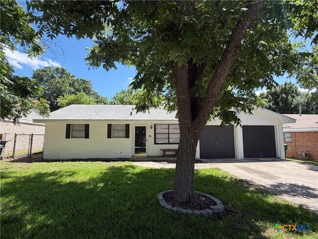 property at 1613 Avalon Rd