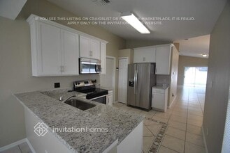 1372 Sierra Cir in Kissimmee, FL - Foto de edificio - Building Photo